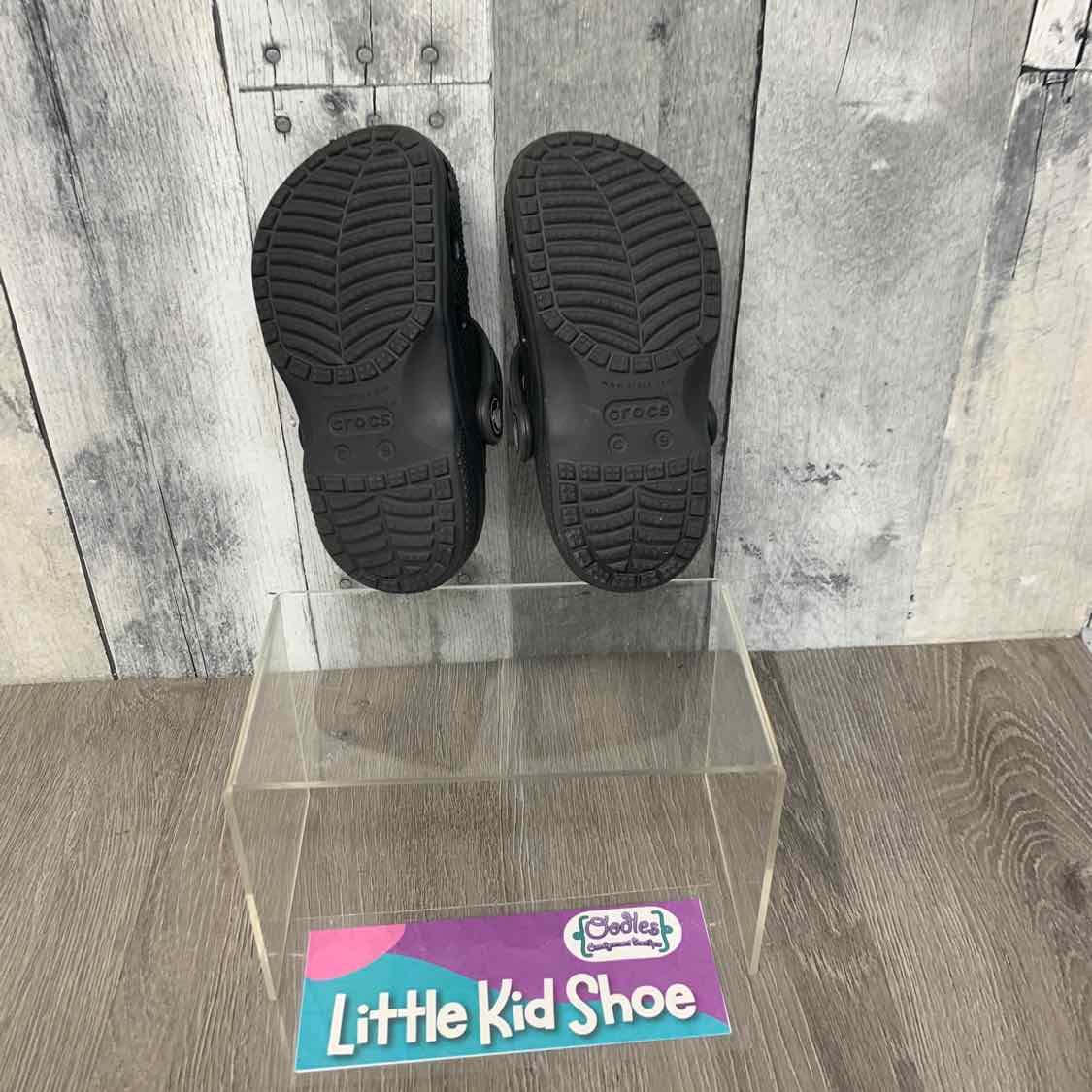 Size 9 Black Crocs Water Shoes