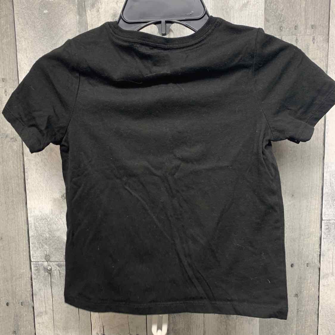 Size 5T Black/Purple Holiday Brands T Shirt