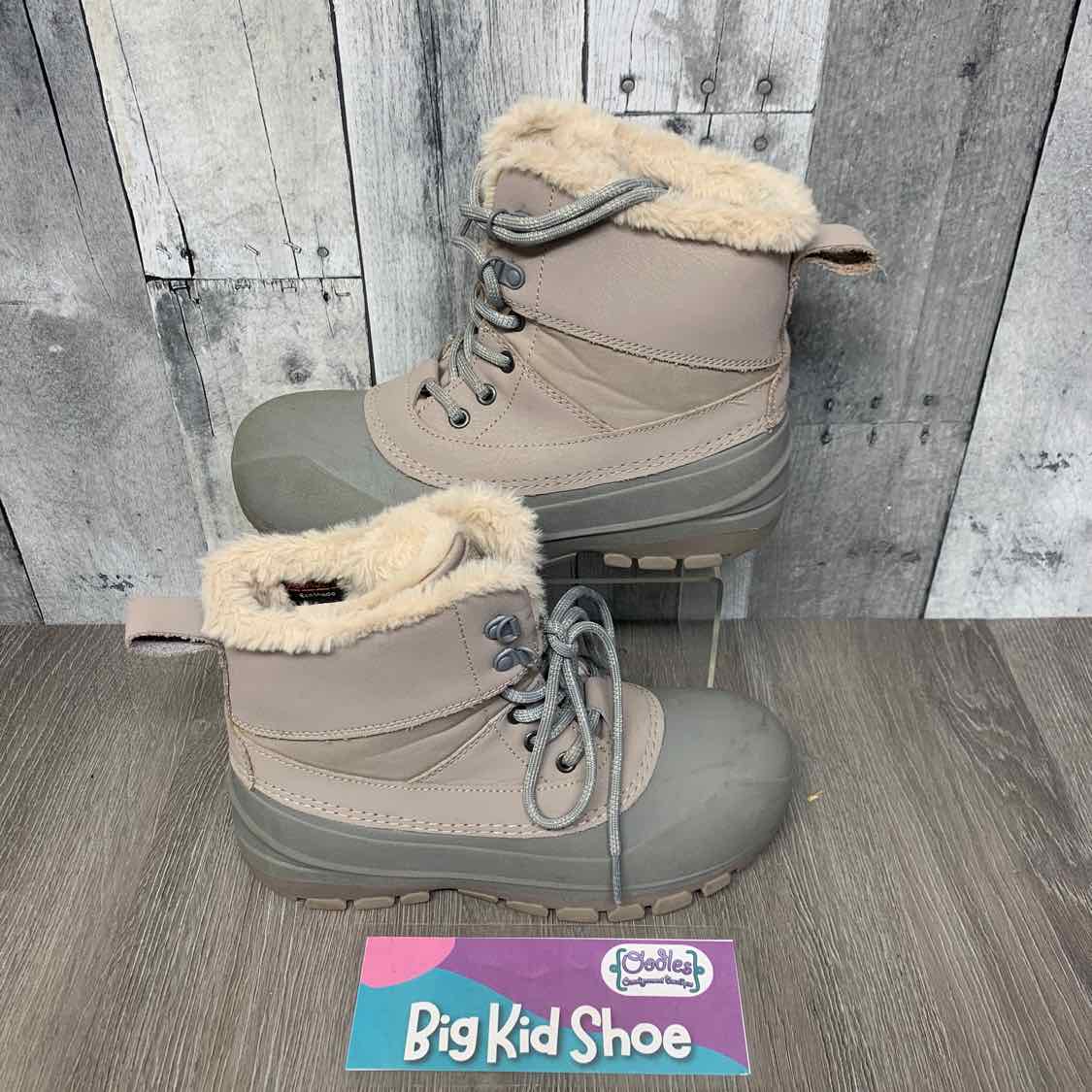 Size 4 Gray All in Motion Snow Boots