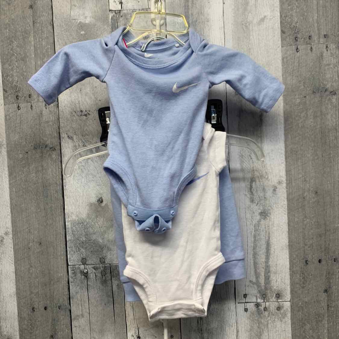 Size Newborn White/Blue Sport Brand Shirt/Pants