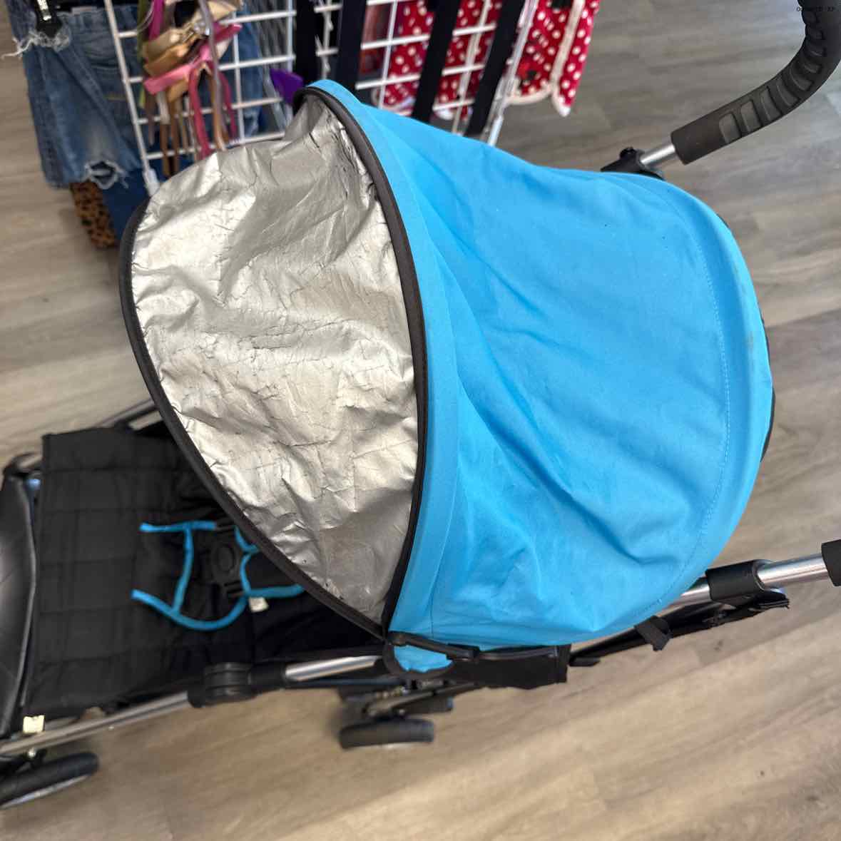 Summer Infant Black/Blue Lightweight Stroller