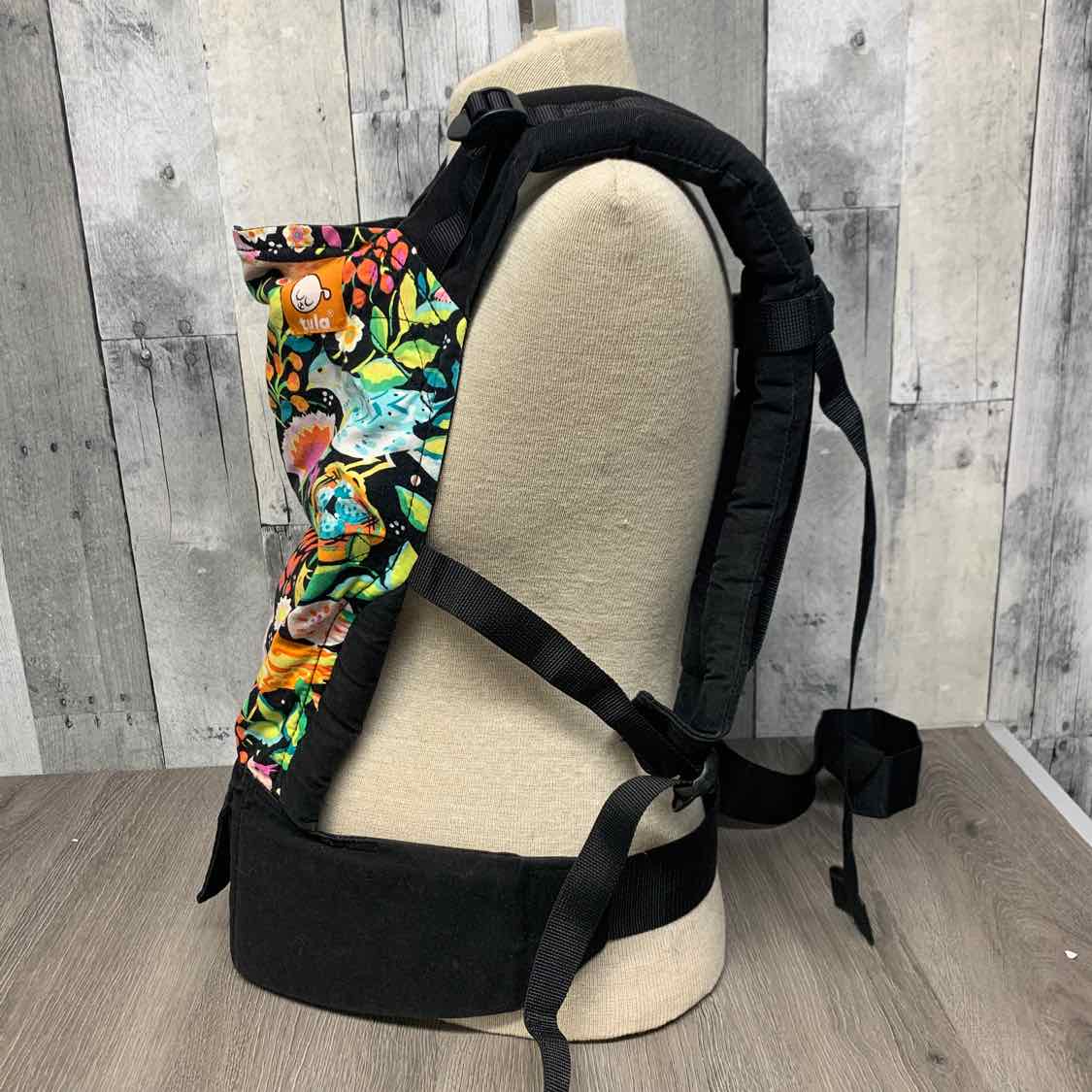 Tula Black/Green Infant Carrier