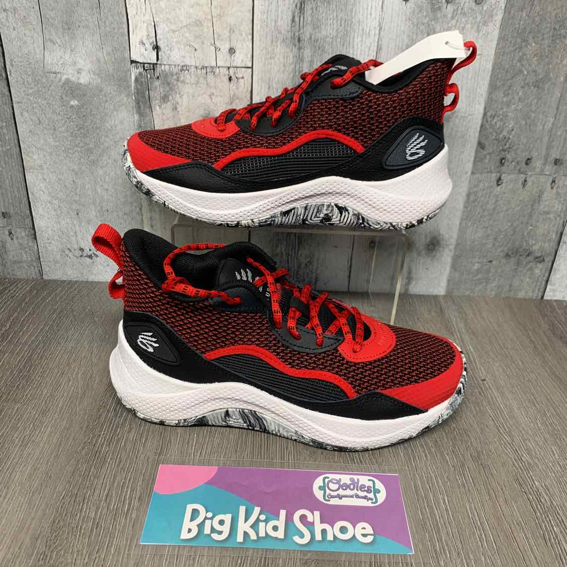 Size 5.5 Red/Black Sport Brand Sneakers