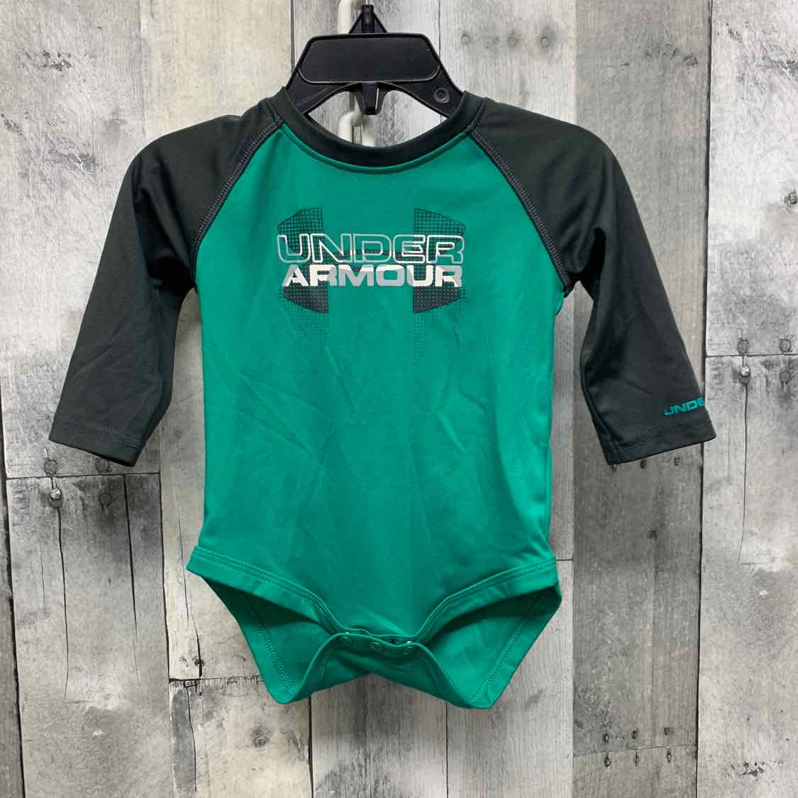 Size 6-9 Months Green/Gray Sport Brand Bodysuit