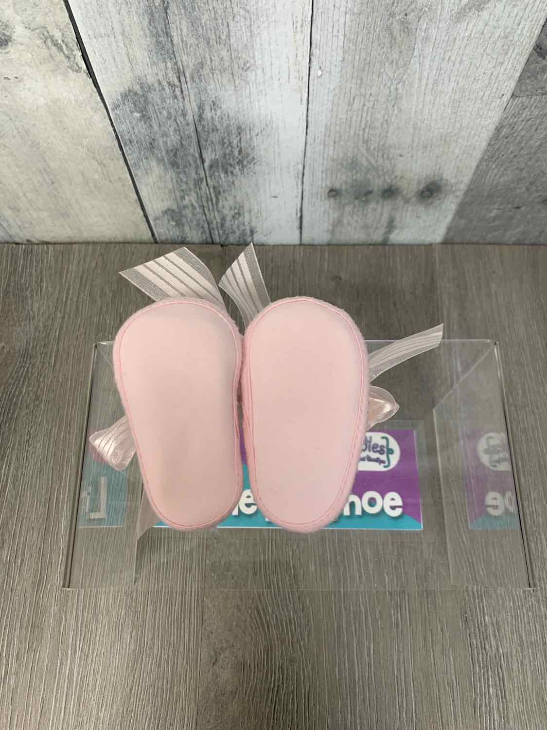 Size 0 Pink B Brand Soft Sole Shoes
