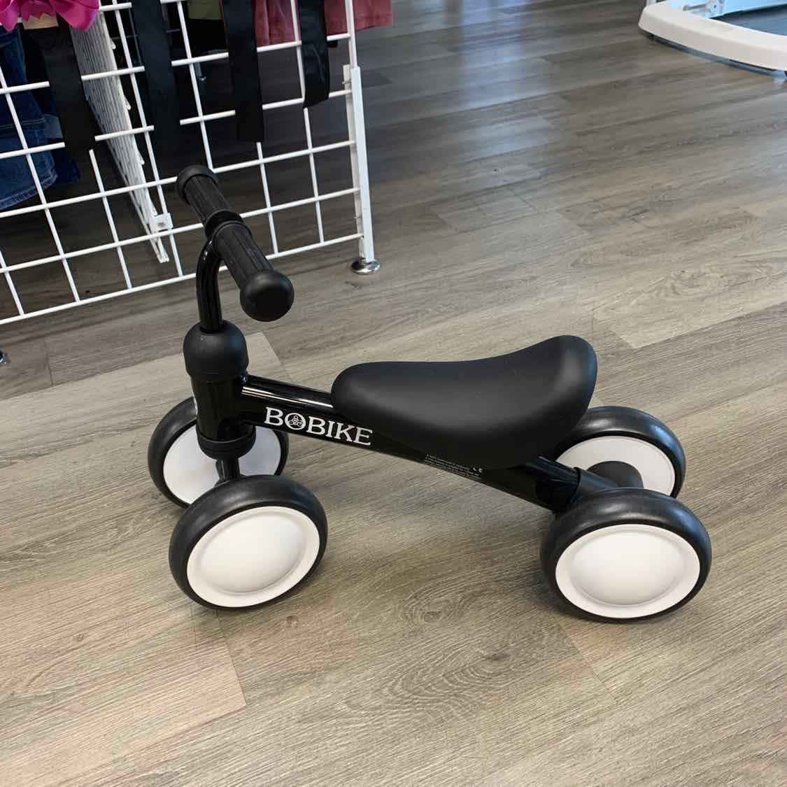Generic Black/White Bike