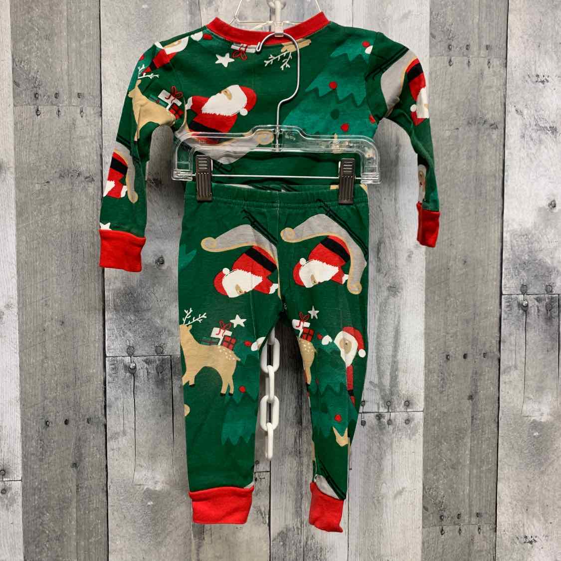 Size 12 Months Green/Red Carter's 2pc PJs - OodlesCB