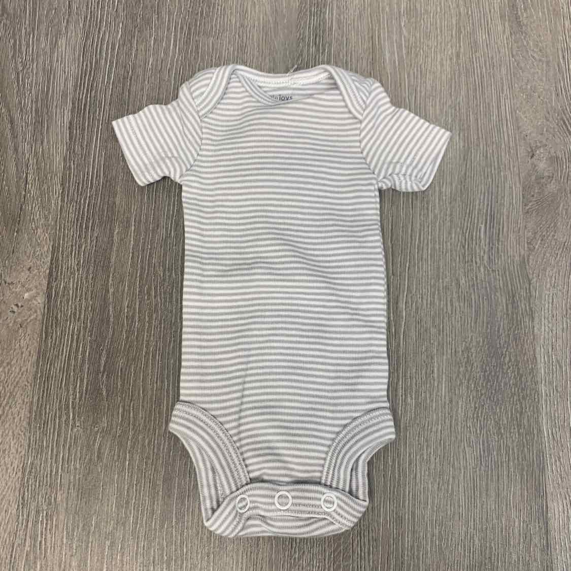 Size Preemie Gray/White Simple Joys Bodysuit