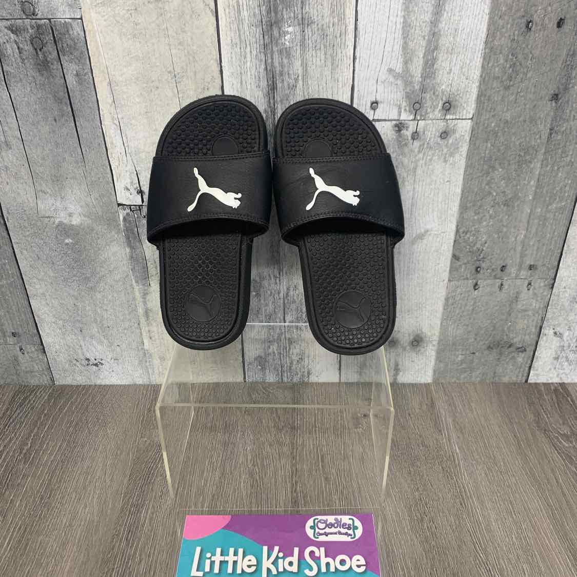 Size 13 Black/White Puma Sandals