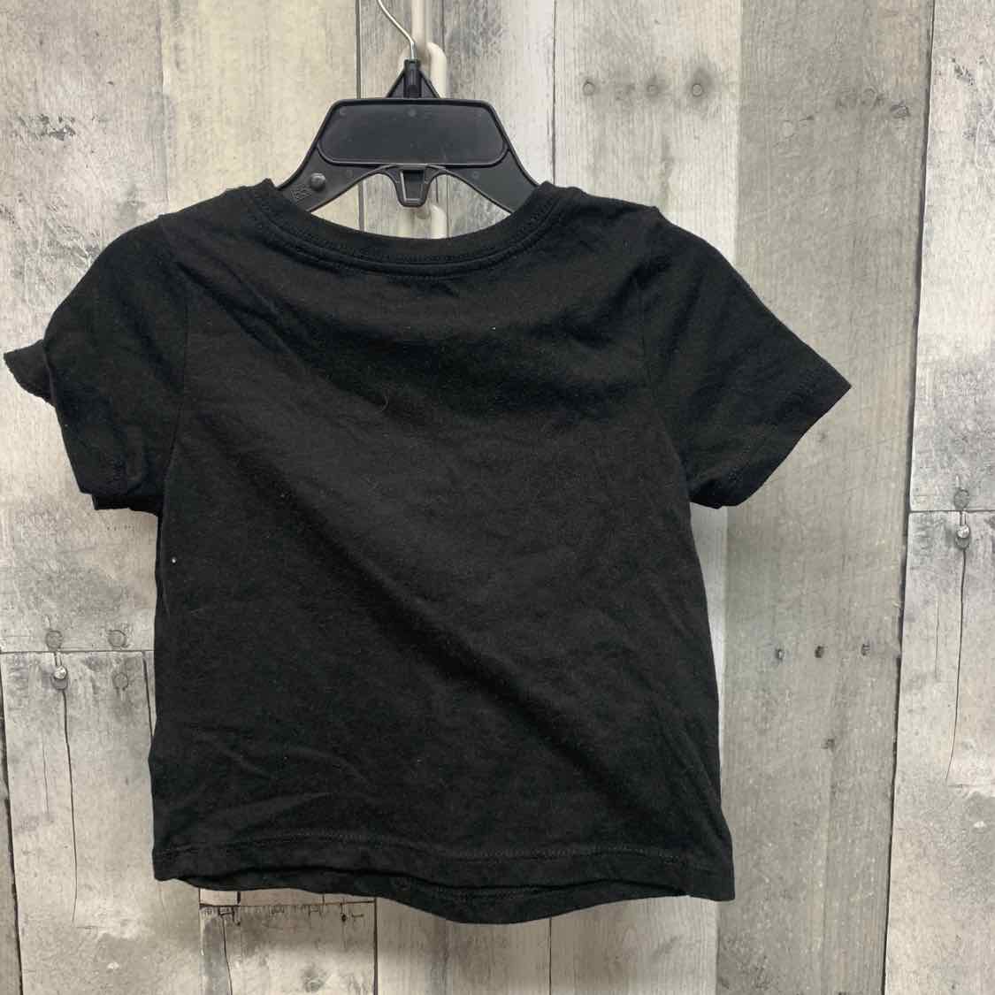 Size 18 Months Black Graphic Holiday Brands T Shirt