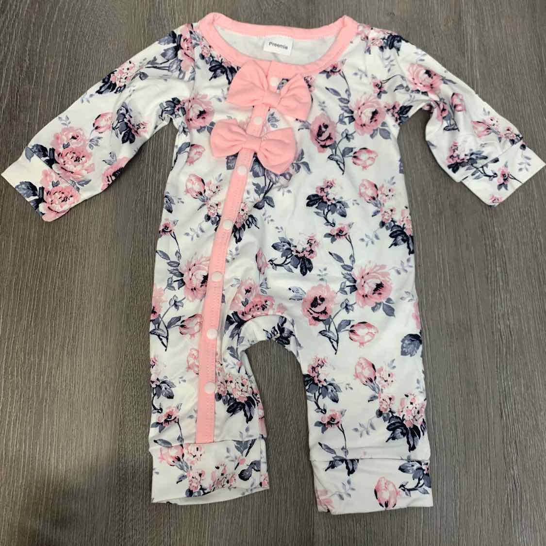 Size Preemie White/Pink Mid Brand Footy PJs - OodlesCB