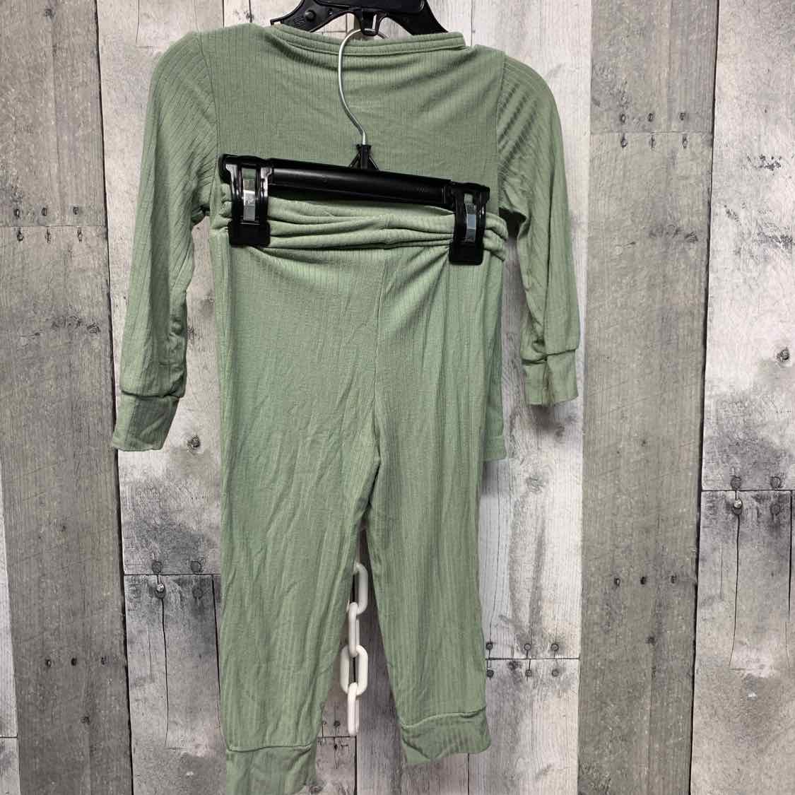 Size 18 Months Green Cloud Island 2pc PJs