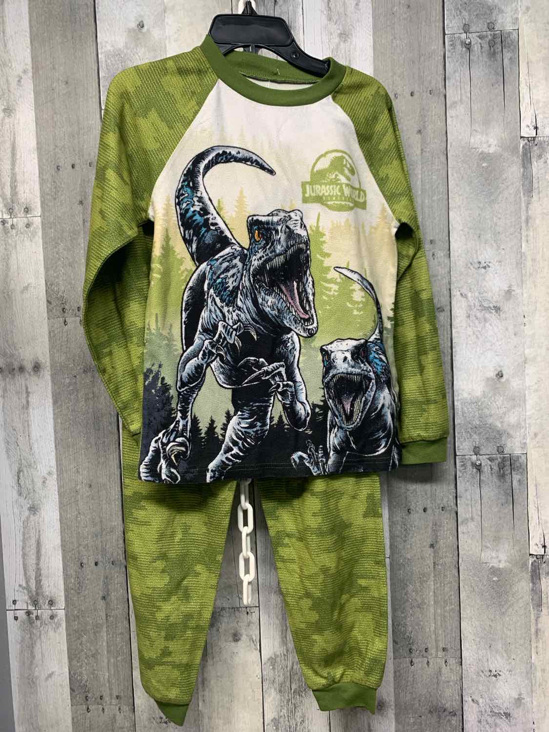 Size 8/10 Green Jurassic World 2pc PJs
