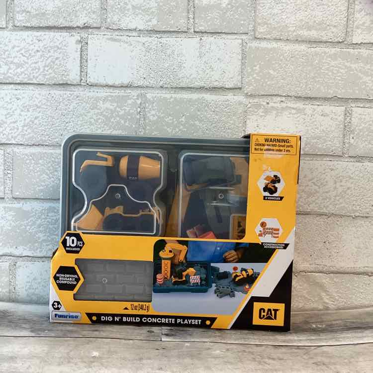 Caterpillar Yellow Misc Playset