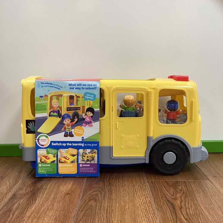 Fisher Price Yellow Little People Set