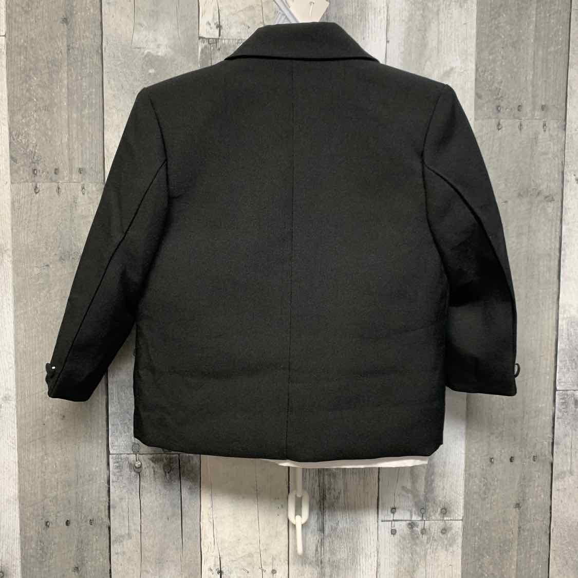 Size 3 Black/White Mid Brand 2pc+ Suit