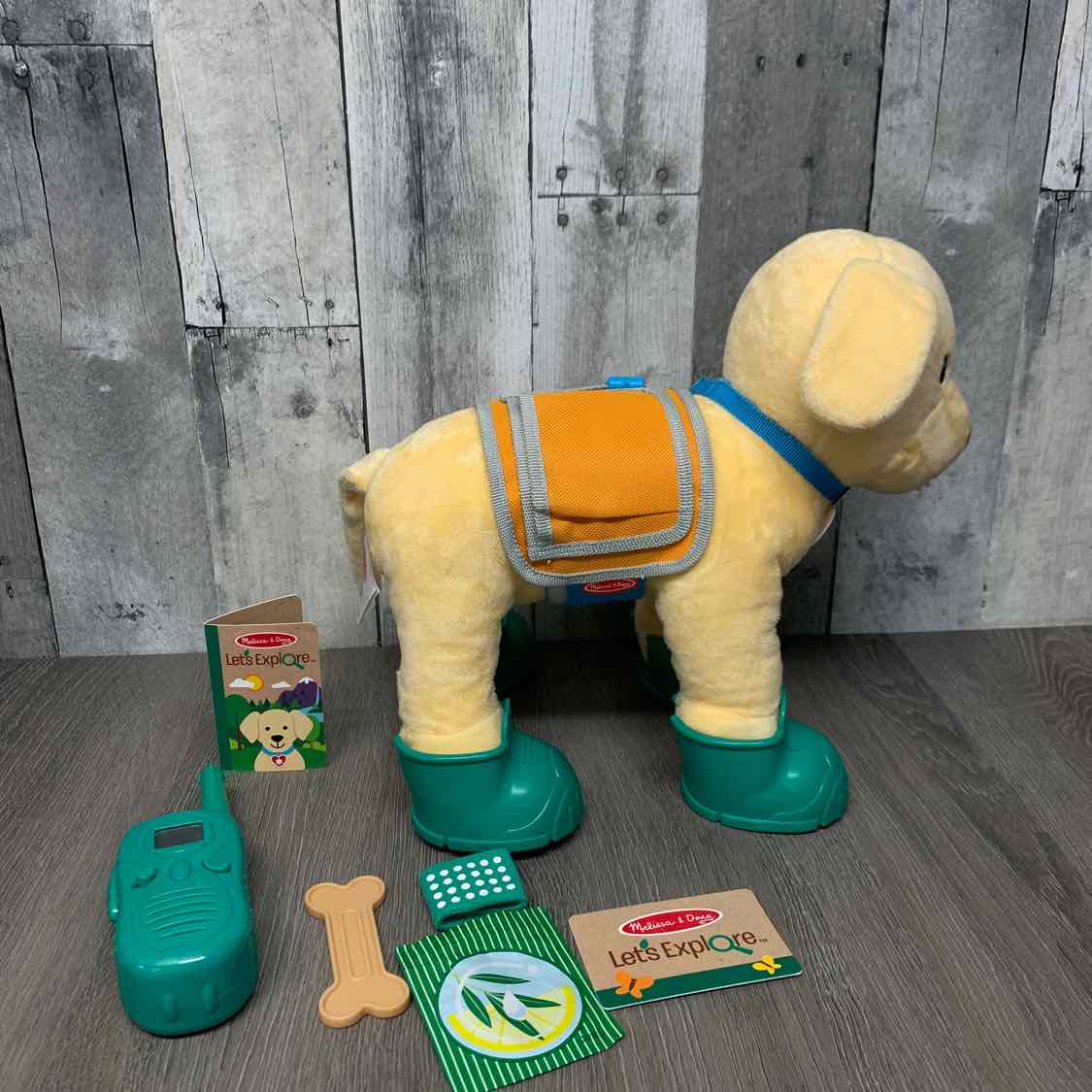Melissa & Doug Tan/Green Misc Playset