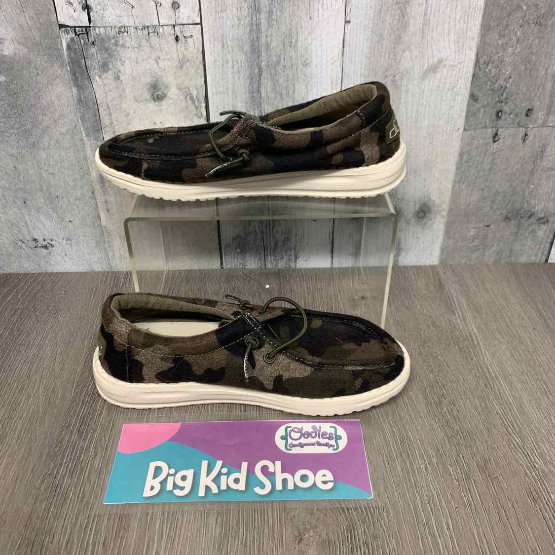 Size 13 Green Camo Hey Dude Loafers