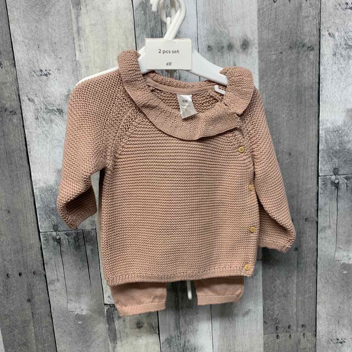 Size 3 Months Tan H&M Shirt/Leggings