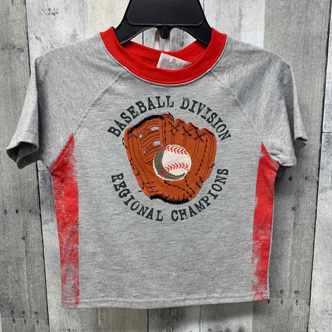 Size 5 Gray/Red Boyz Wear T Shirt