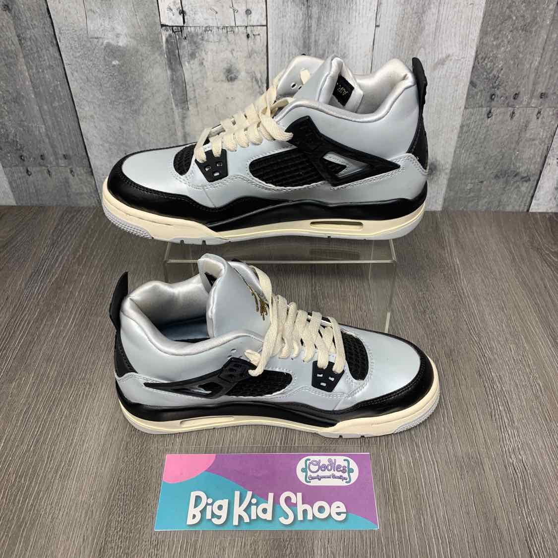 Size 5.5 Silver/Black Sport Brand Sneakers