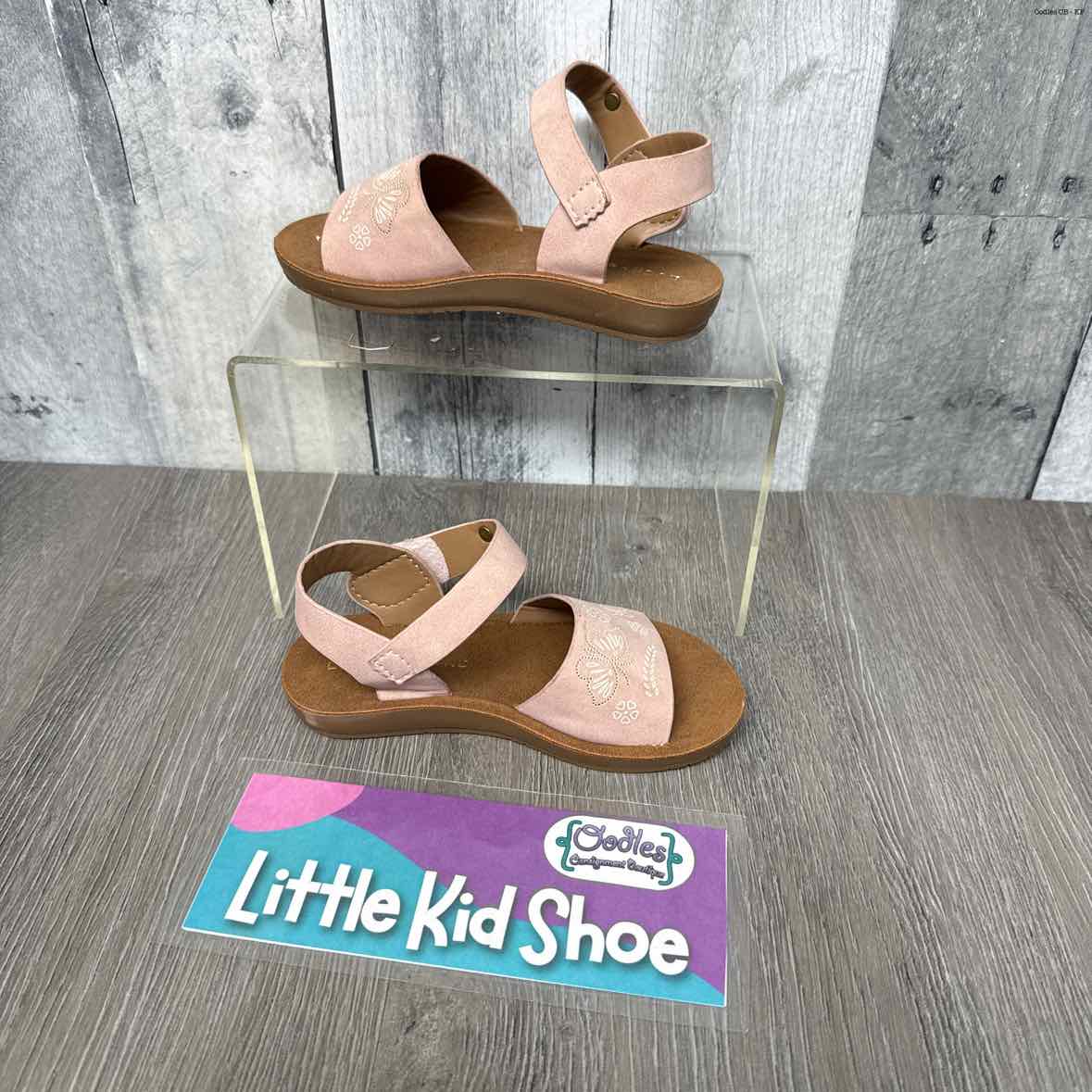 Size 9 Pink/Tan Lucky Brand Sandals