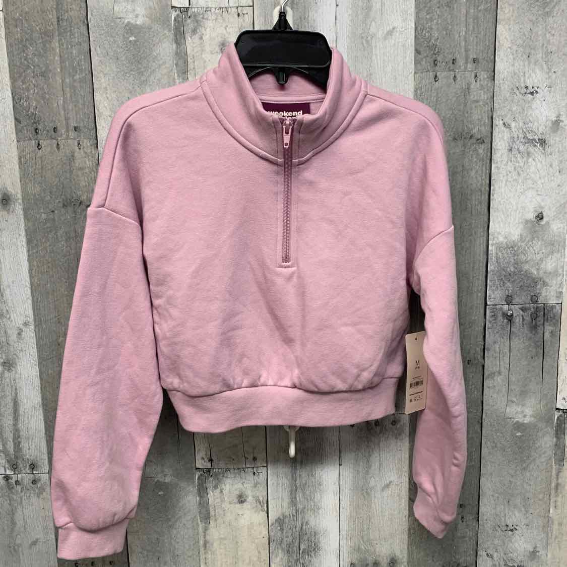 Size Medium Purple B Brand Pull Over
