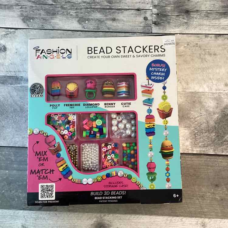 Generic Rainbow Jewelry/Bead Kit