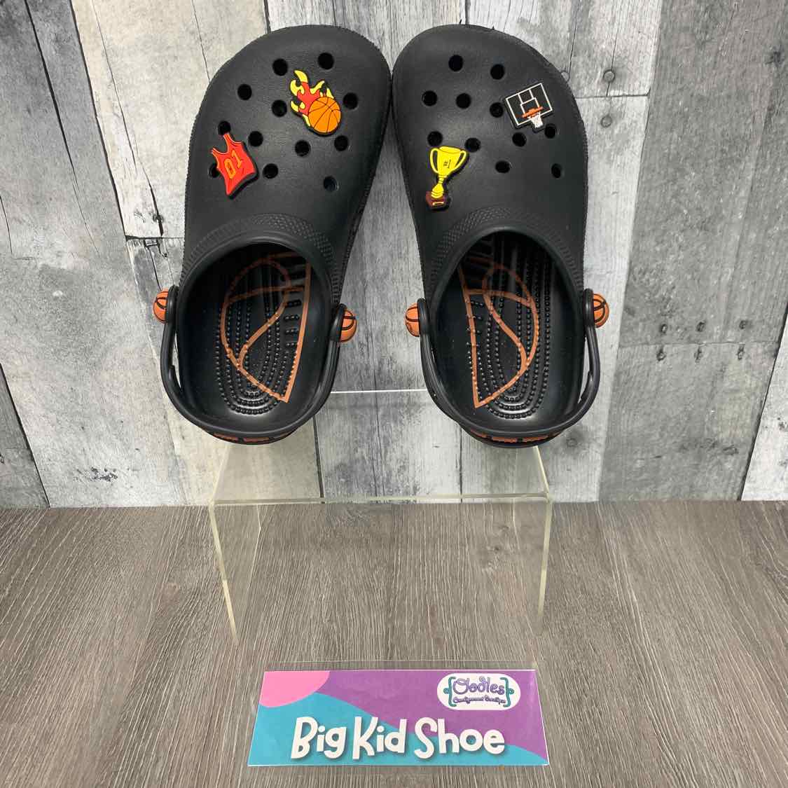 Size 2 Black Print Crocs Water Shoes