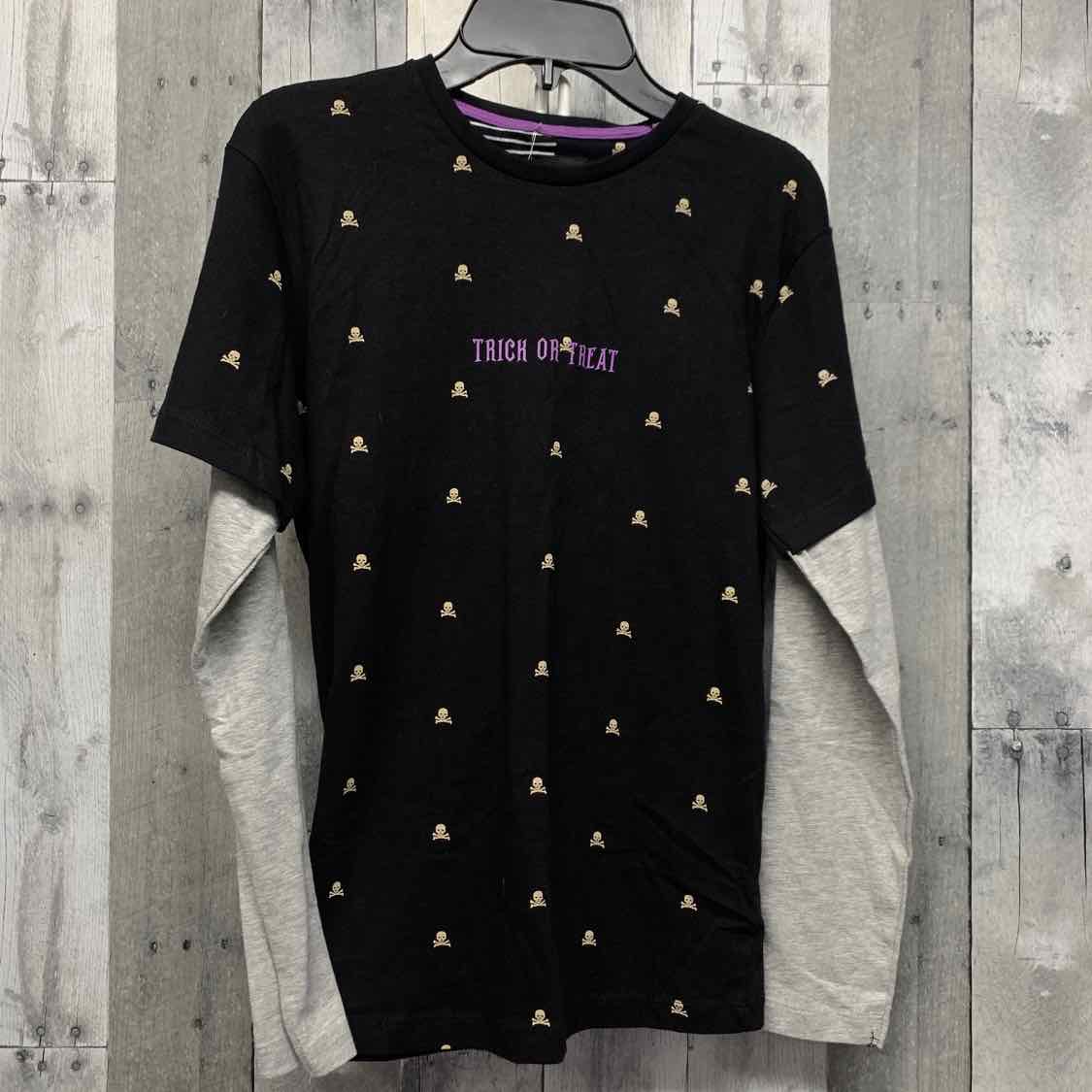 Size 11/12 Black/Gray B Brand Long Sleeve Shirt