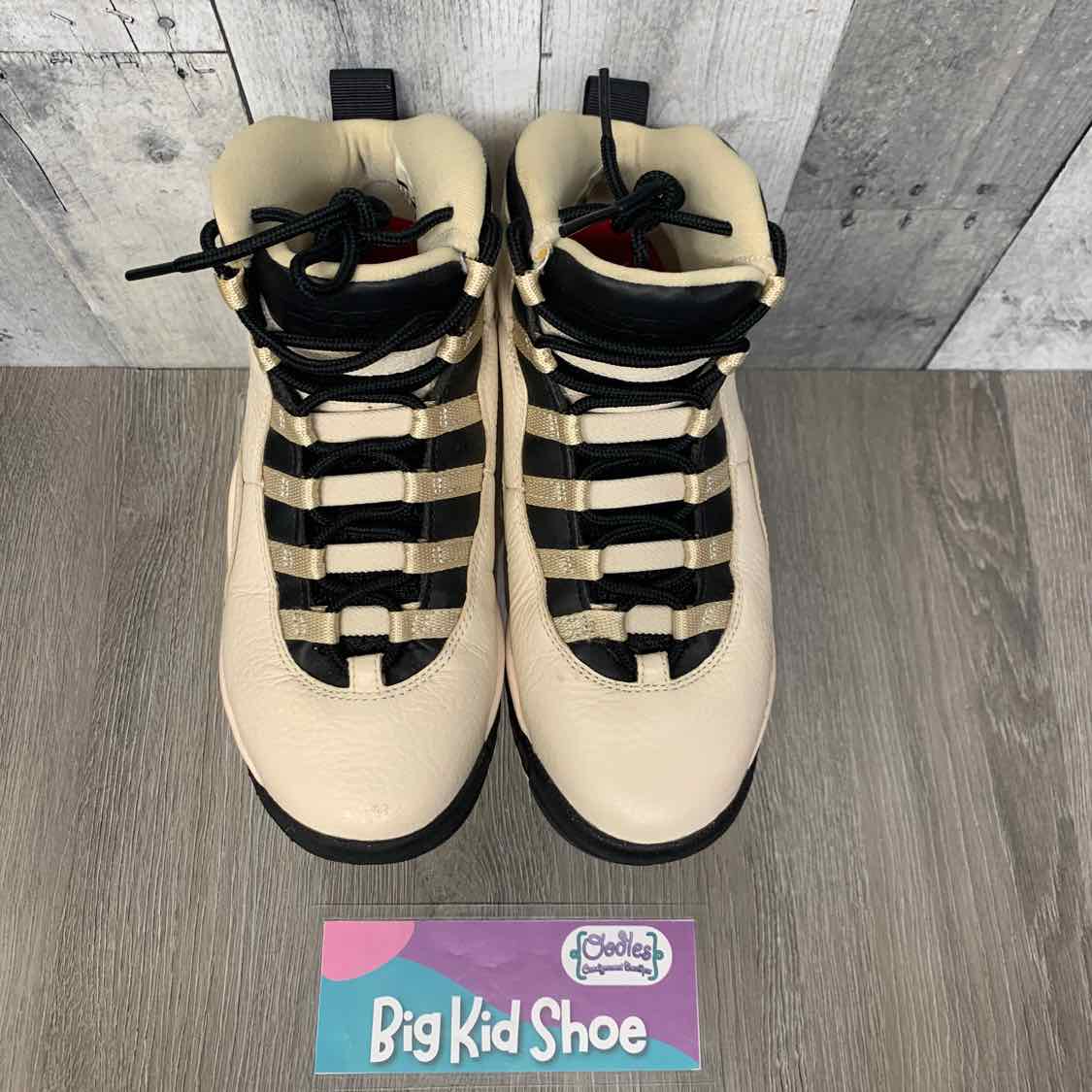 Size 4.5 Tan/Black Sport Brand Sneakers