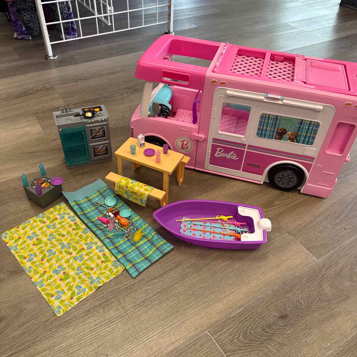 Barbie Pink Doll Playset