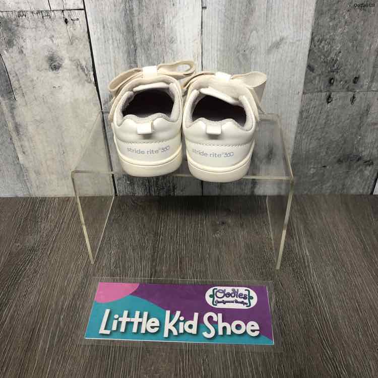 Size 3 Months White Stride Rite Sneakers