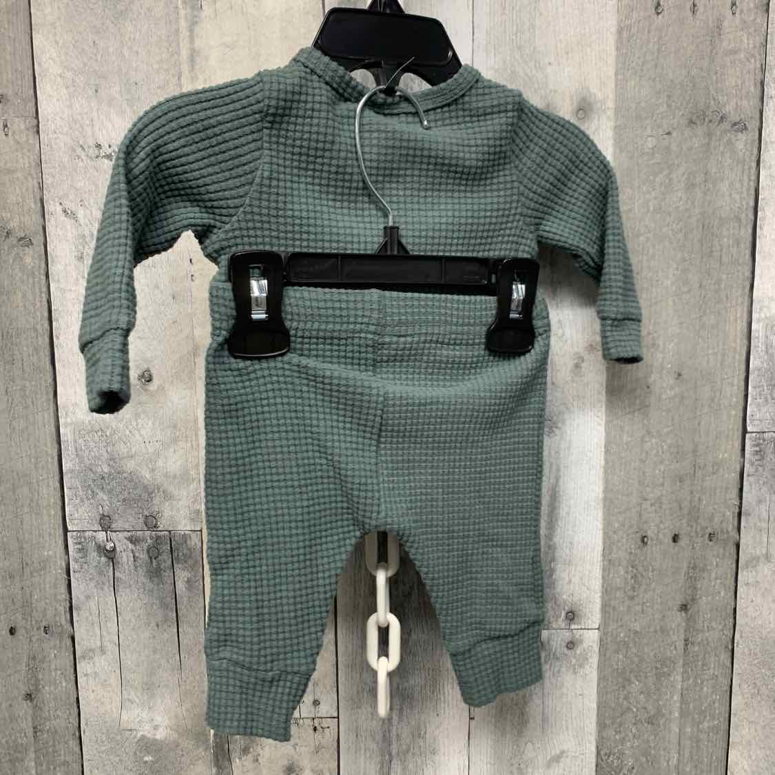 Size 3 Months Green Just One You Shirt/Pants