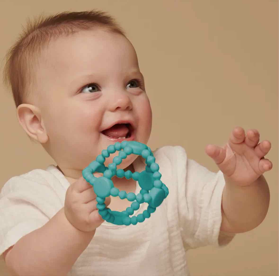 Itzy Ritzy Bitzy Ball Teether
