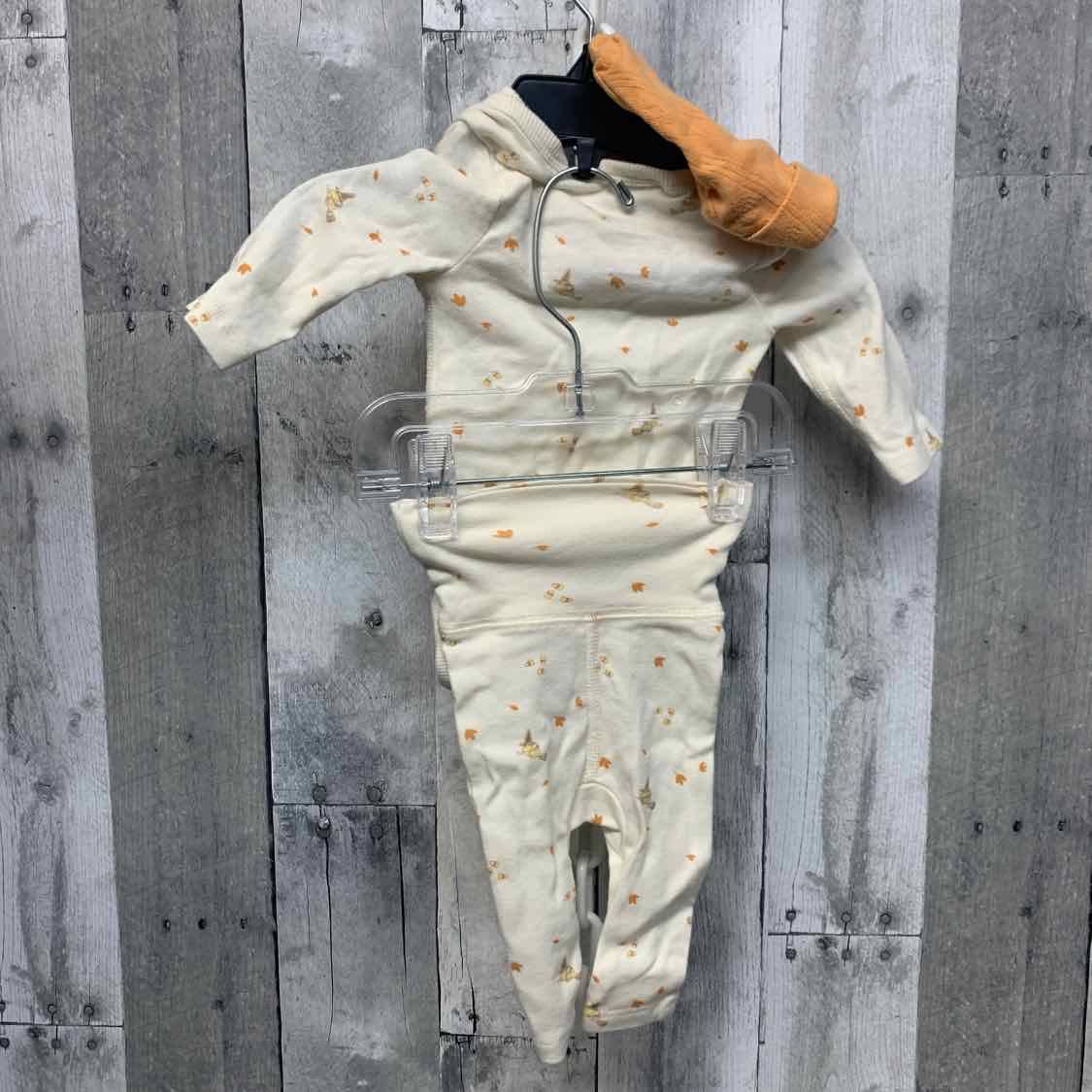 Size Newborn White/Orange Peanuts Shirt/Pants