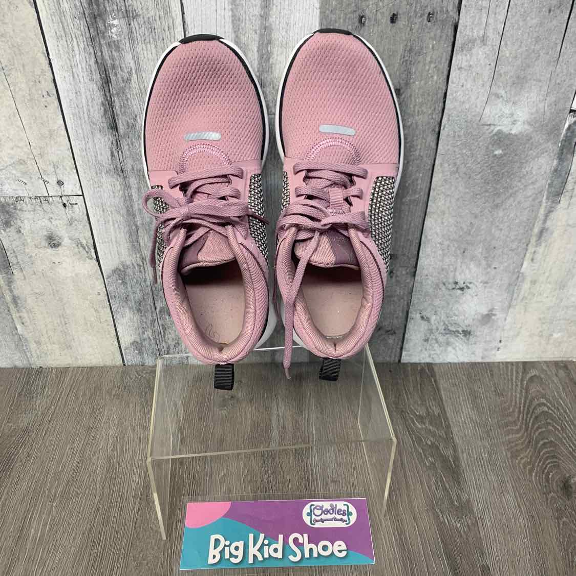Size 5 Pink Reebok Sneakers