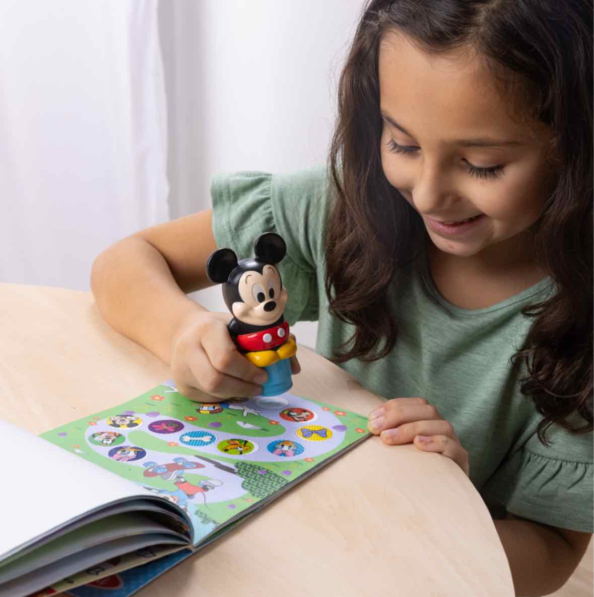 Melissa & Doug Sticker WOW! Mickey