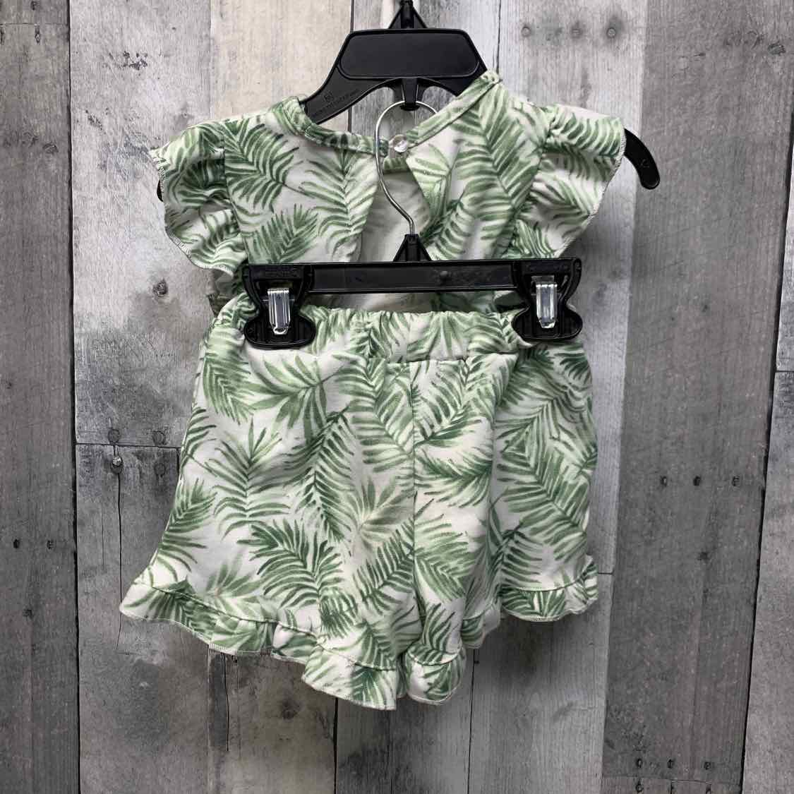 Size 18 Months Green/White Btween Shirt/Shorts