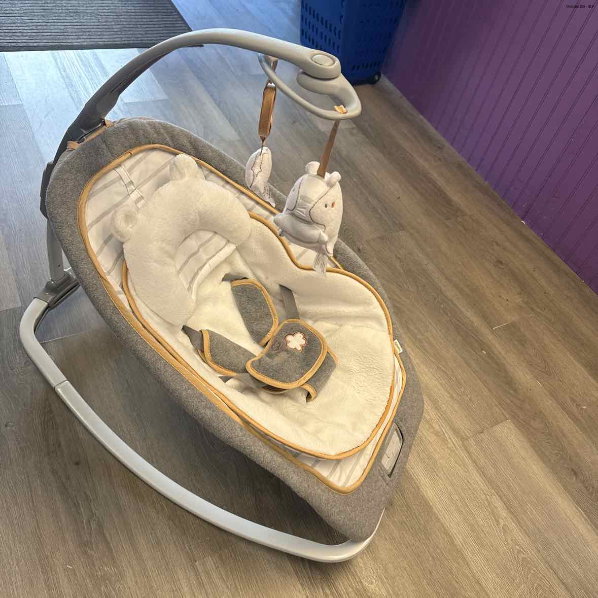 Ingenuity Gray/White Rocker