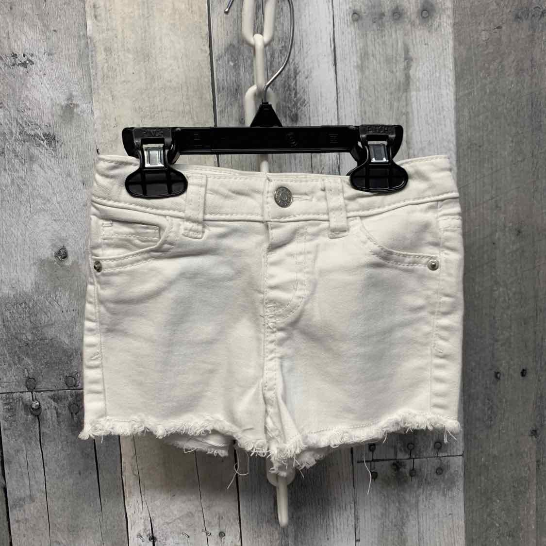 Size 3T White Cat & Jack Shorts