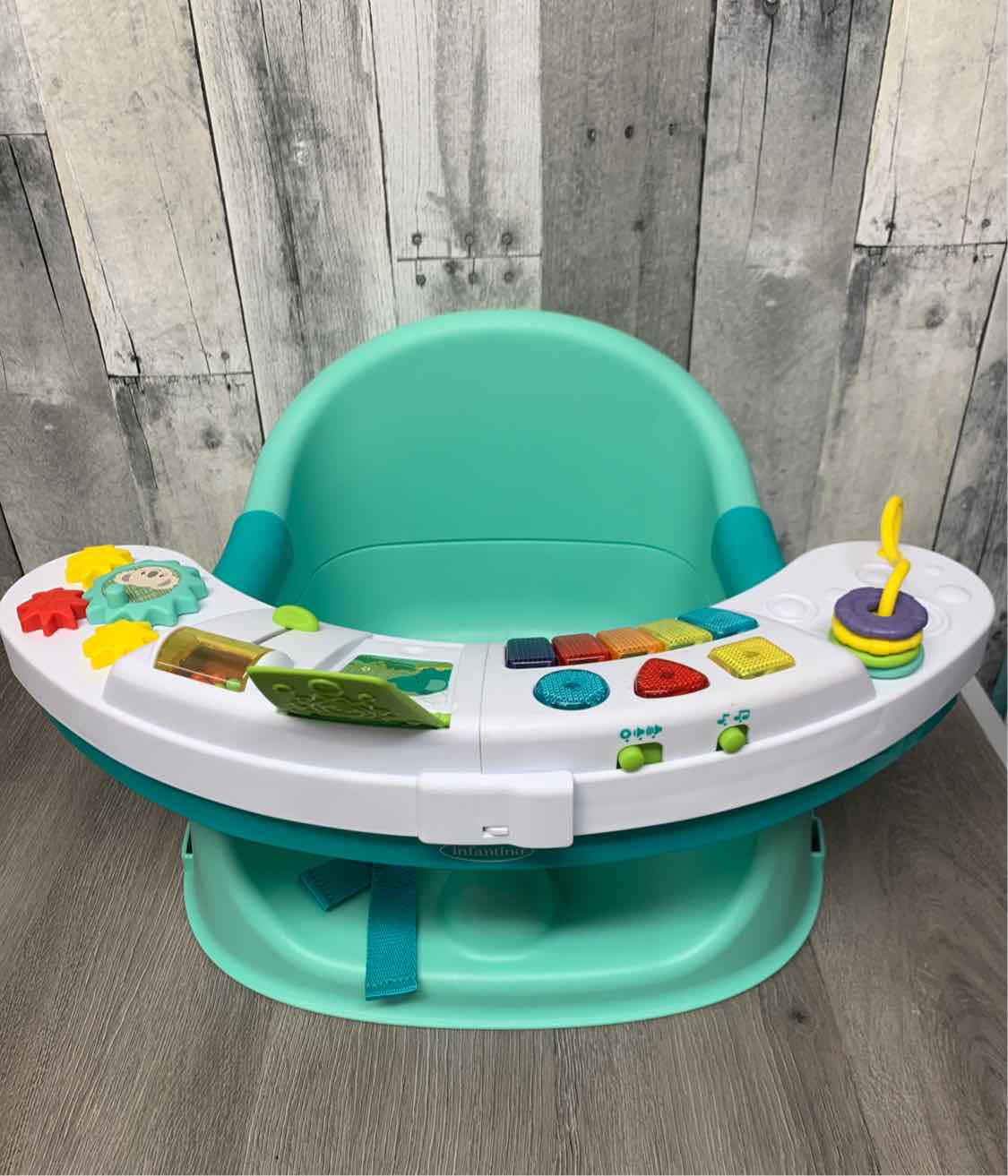 Infantino White/Green Infant Seat