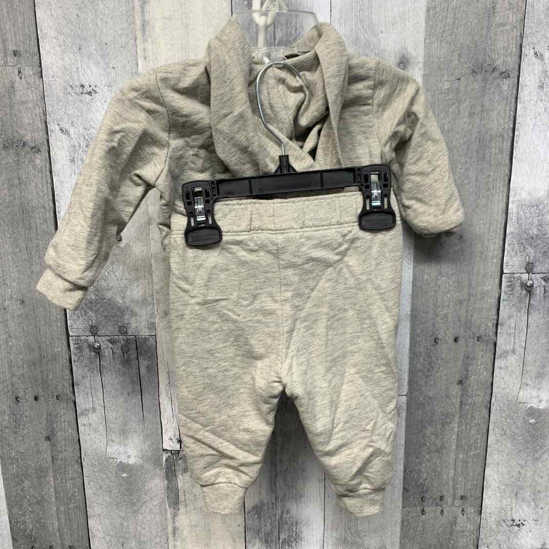 Size 6 Months Tan Graphic Sport Brand Jacket/Pants