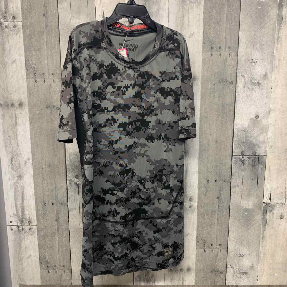 Size Medium Gray Camo Sport Brand T Shirt