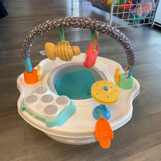 Summer Infant White/Gray Infant Seat