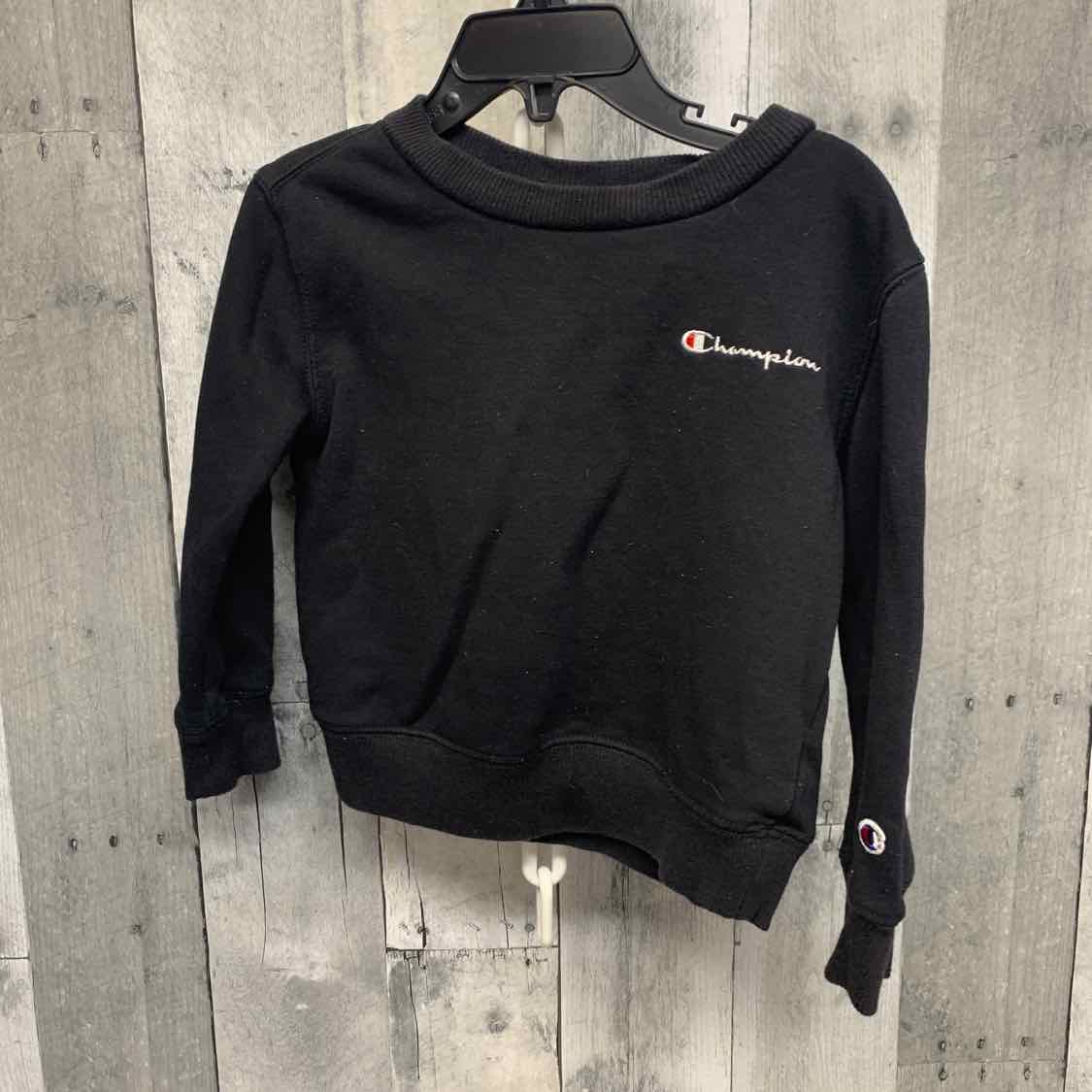 Size 3T Black/Red Champion Pull Over