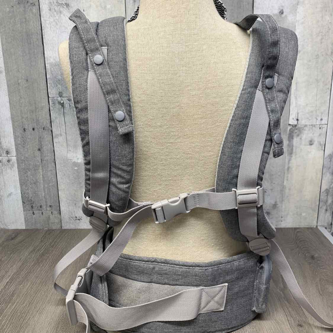 Generic Gray Infant Carrier