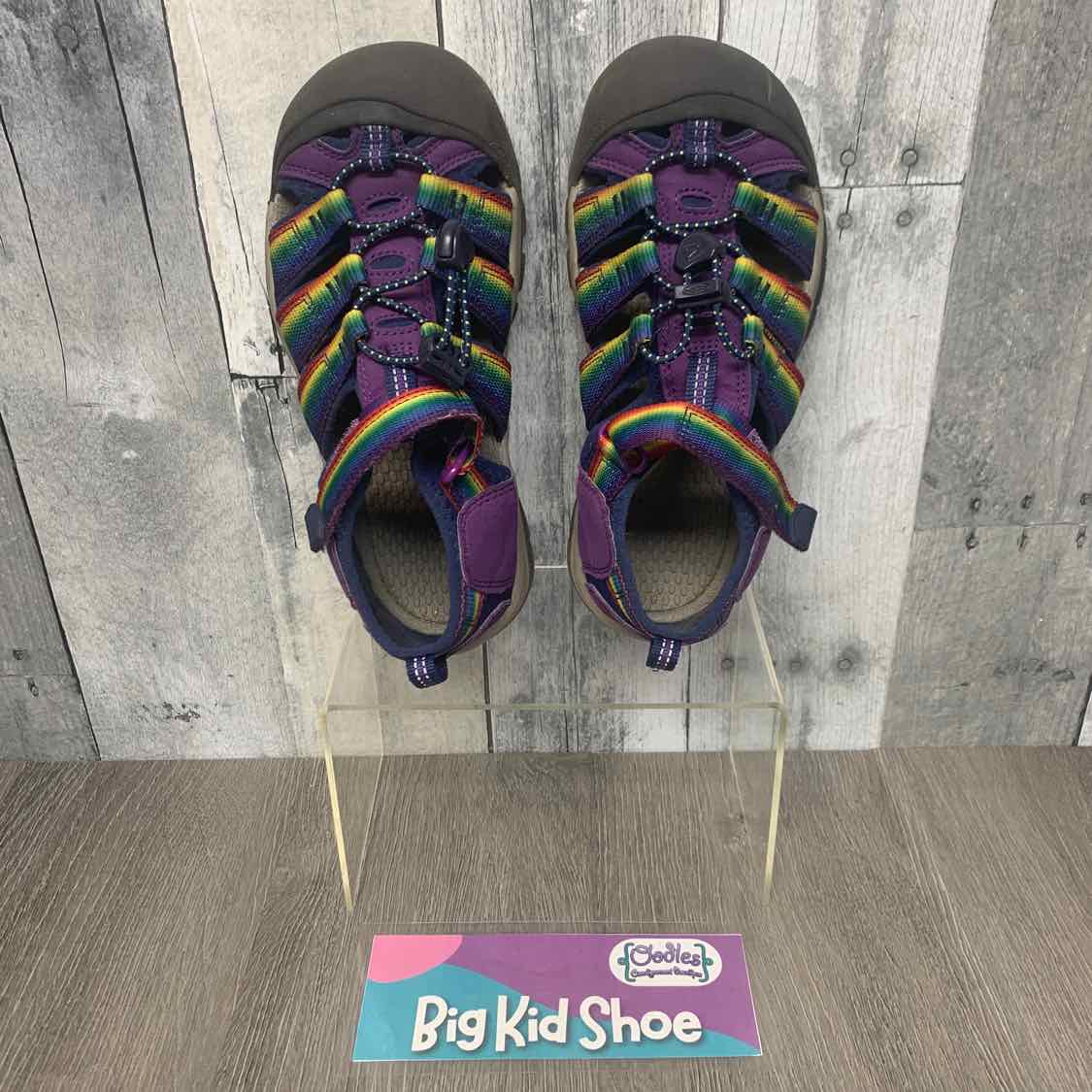 Size 3 Purple Keen Sandals - OodlesCB