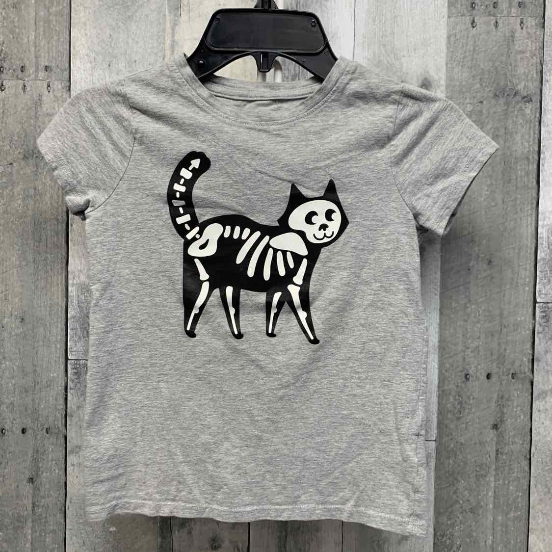 Size 4/5 Gray Graphic Cat & Jack T Shirt