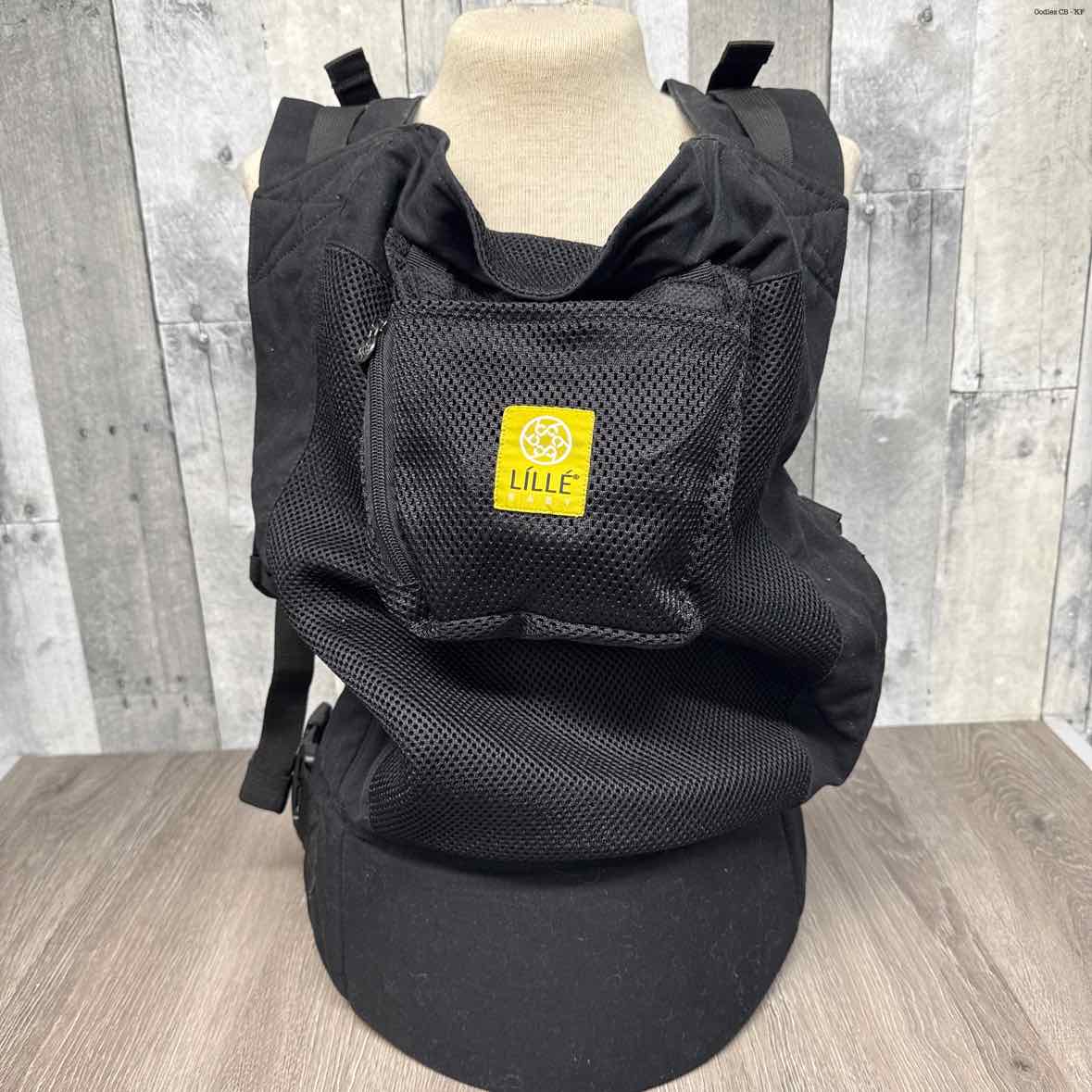 LilleBaby Black Infant Carrier
